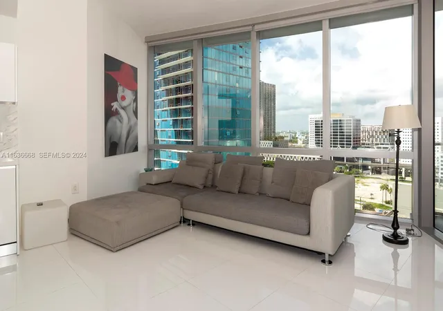 4th image of 851 Ne 1St Ave #1710, Miami, FL 33132 | MLS# A11636668