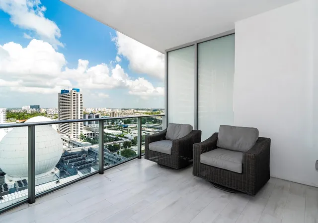 5th image of 851 Ne 1St Ave #1710, Miami, FL 33132 | MLS# A11636668