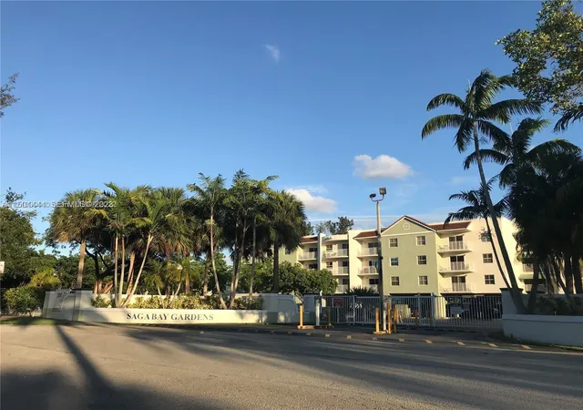 Homes for sale in Cutler Bay, FL | 8260 Sw 210th St #220, Cutler Bay, FL 33189 | MLS# A11501444