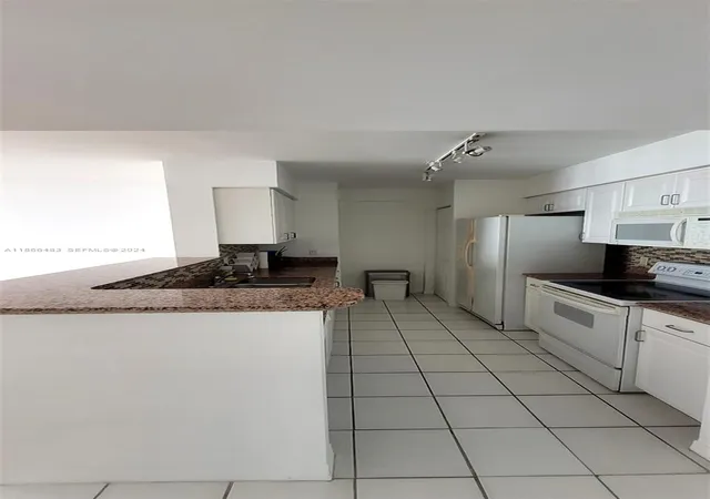 1st image of 1155 Brickell Bay Dr #2805, Miami, FL 33131 | MLS# A11556483