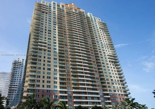 5th image of 1155 Brickell Bay Dr #2805, Miami, FL 33131 | MLS# A11556483