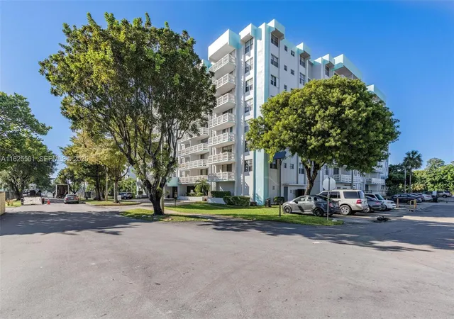 Homes for sale in Miami, FL | 15600 Nw 7Th Ave #306, Miami, FL 33169 | MLS# A11625501