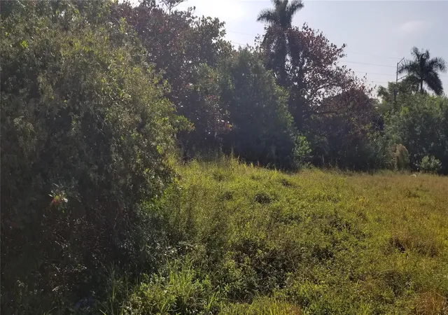 Photo 2 of Sale Pending at 450 136th St, North Miami, FL 33161 | MLS# H10601134 | Listing updated on 2026-05-27