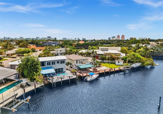 4th image of 2108 Ne 24Th St, Wilton Manors, FL 33305 | MLS# A11828130