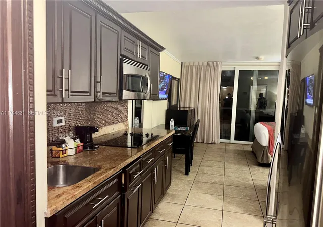 2nd image of 19201 Collins Ave #435, Sunny Isles Beach, FL 33160 | MLS# A11744831