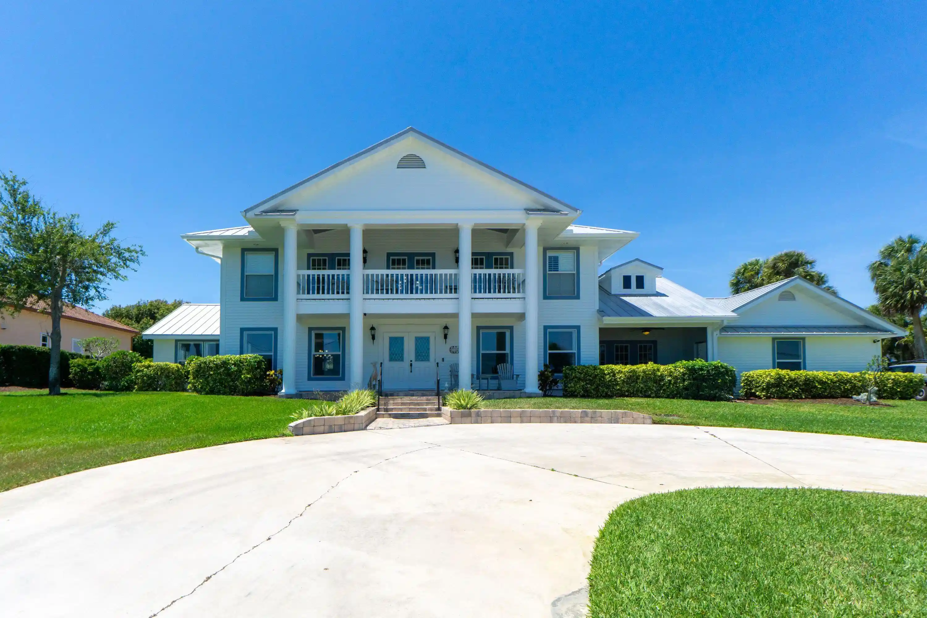 Single family home for sale at 3021 S Indian River Dr, Fort Pierce, FL 34982 | MLS# R11104251