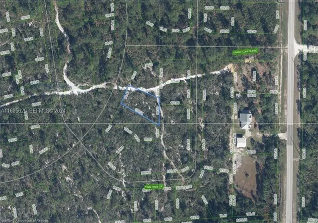 Land for sale at 13076 S Orange Blossom Blvd, Lake Placid, FL 33852 | MLS# A11695629 | Listing updated on 2026-07-11