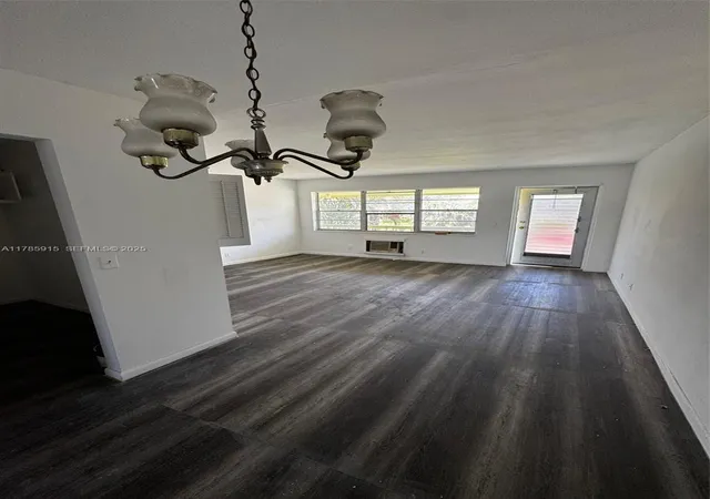 18th image of 42 Sheffield B #B, West Palm Beach, FL 33417 | MLS# A11785915