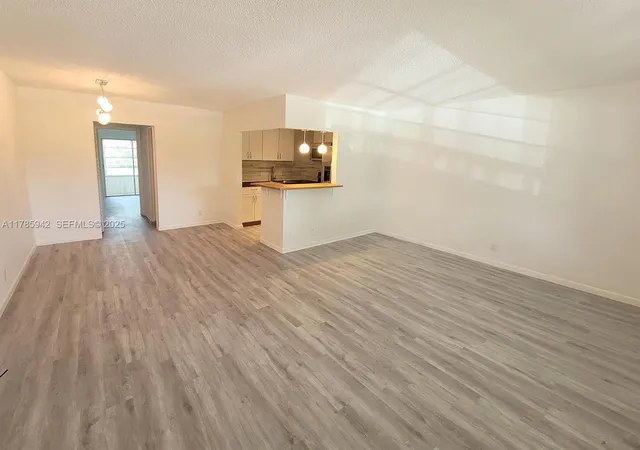 2nd image of 14 Salisbury A 14, West Palm Beach, FL 33417