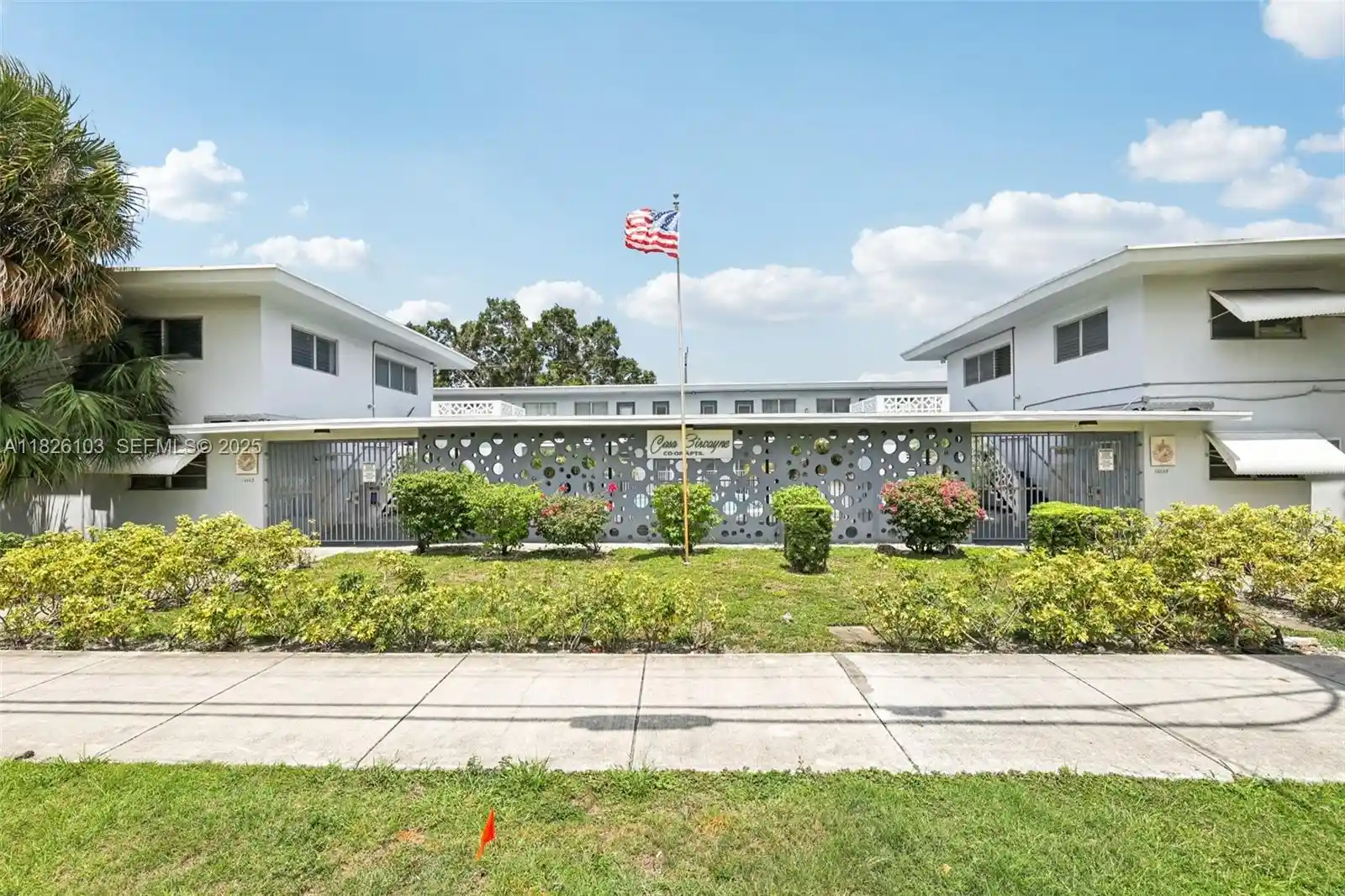 Photo 1 of Sale Pending at 12665 Ne 16th Avenue #22, North Miami, FL 33161 | MLS# A11826103 | Listing updated on 2026-10-29