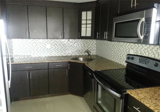 4th image of 2750 Ne 183Rd St #2607, Aventura, FL 33160 | MLS# A11782389