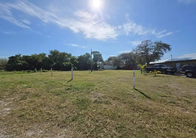 Photo 1 of Land for sale at 0 Se Primrose Way, Stuart, FL 34997 | MLS# R11052611 | Listing updated on 2026-10-10