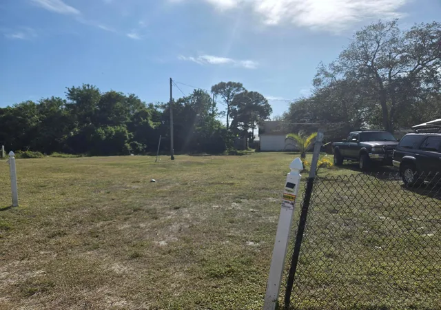 Photo 3 of Land for sale at 0 Se Primrose Way, Stuart, FL 34997 | MLS# R11052611 | Listing updated on 2026-10-10
