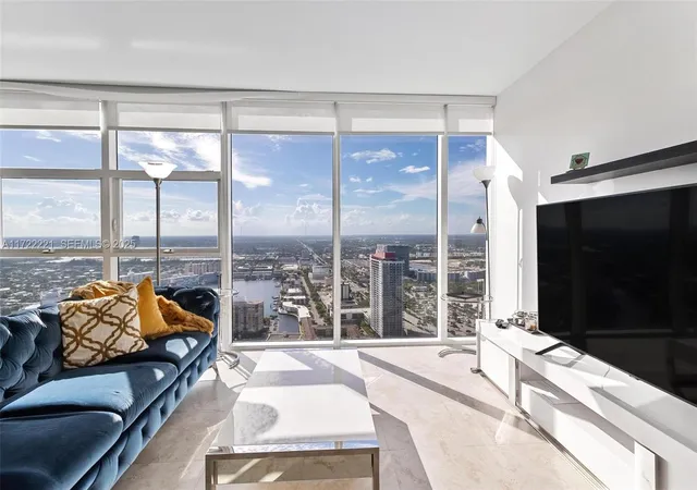 2nd image of 1830 S Ocean Dr #4507, Hallandale Beach, FL 33009 | MLS# A11722221