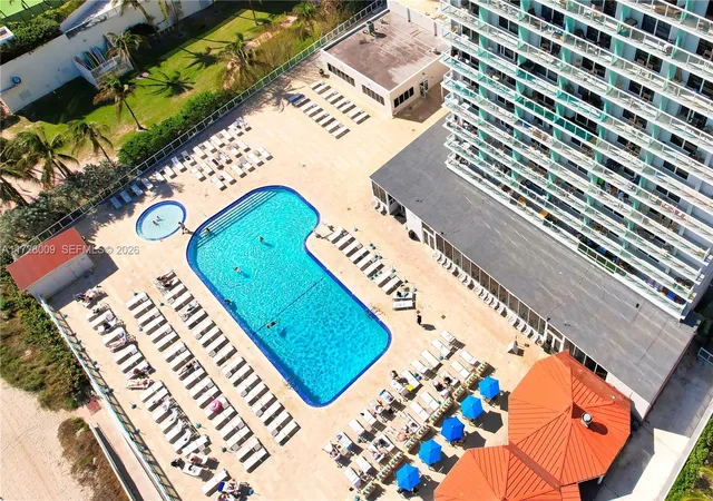 3rd image of 19201 Collins Ave #1141, Sunny Isles Beach, FL 33160 | MLS# A11728009