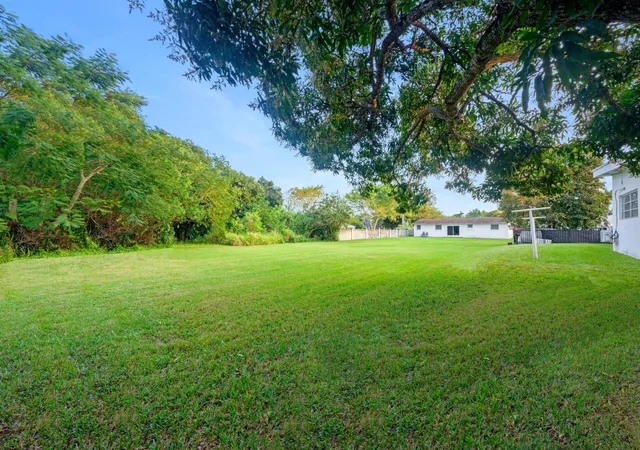 2nd image of 13945 N Miami Ave, Miami, FL 33168 | MLS# F10482442
