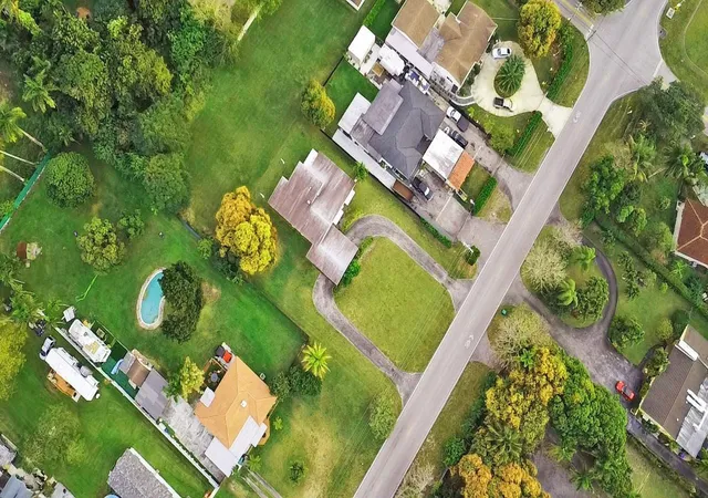 4th image of 13945 N Miami Ave, Miami, FL 33168 | MLS# F10482442