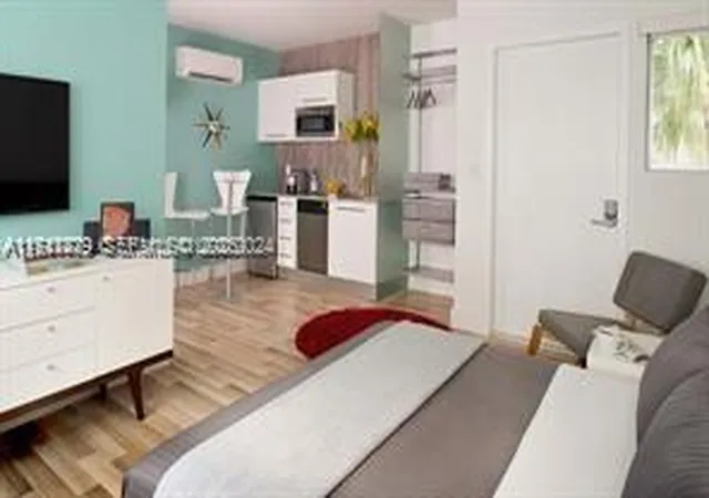 2nd image of 1816 Meridian Ave #4, Miami Beach, FL 33139 | MLS# A11717879