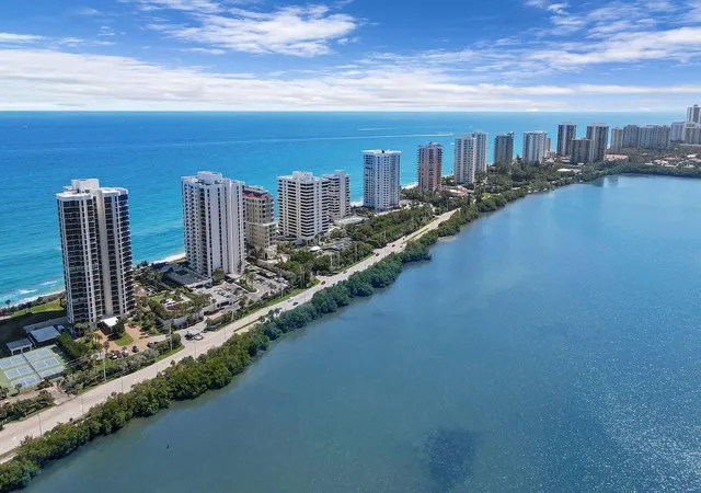 Homes for sale in Singer Island, FL | 5280 N Ocean Drive, Singer Island, FL 33404 | Houzeo