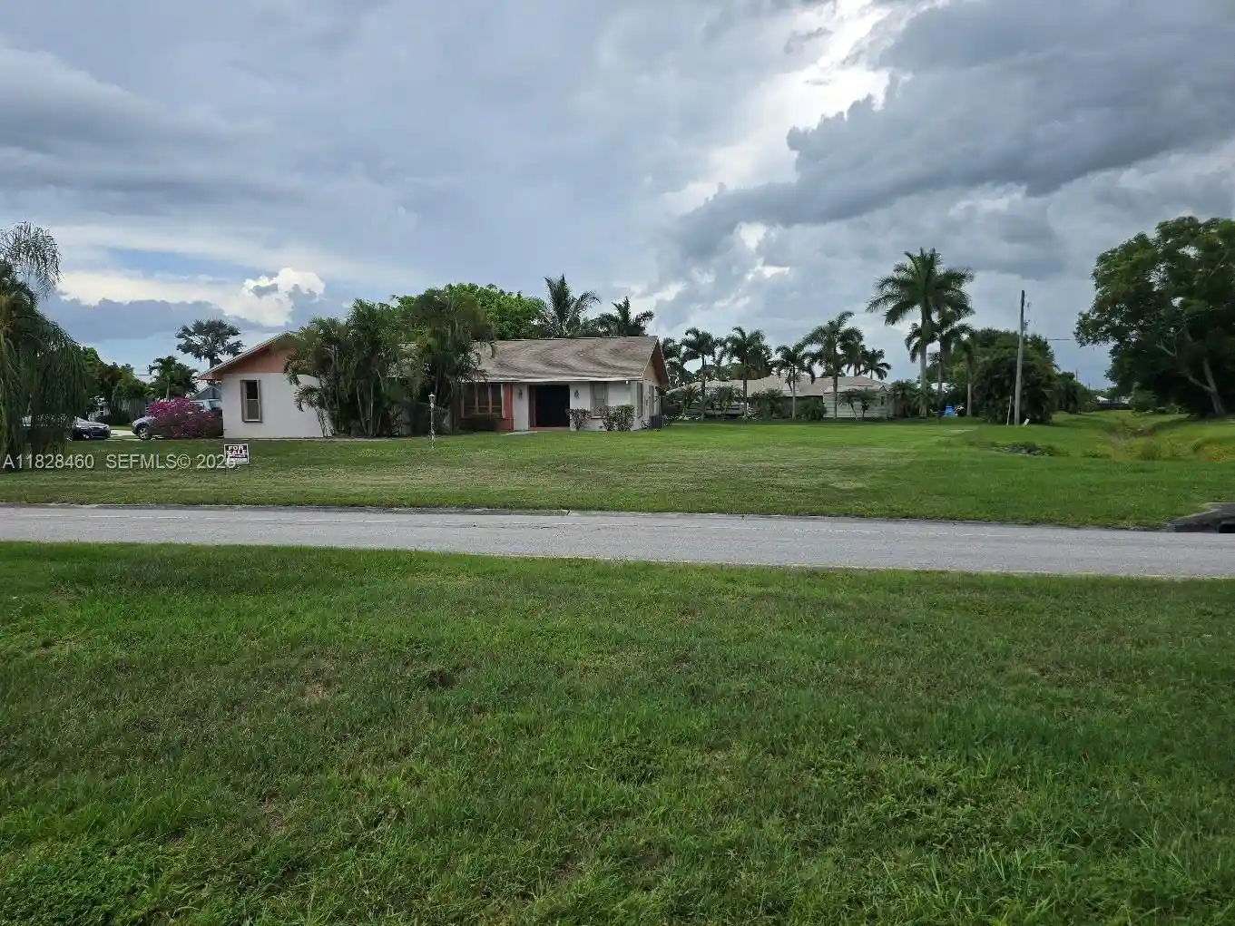 Photo 1 of Sale Pending at 2802 Se Calvin St, Port Saint Lucie, FL 34952 | MLS# A11828460 | Listing updated on 2026-10-22