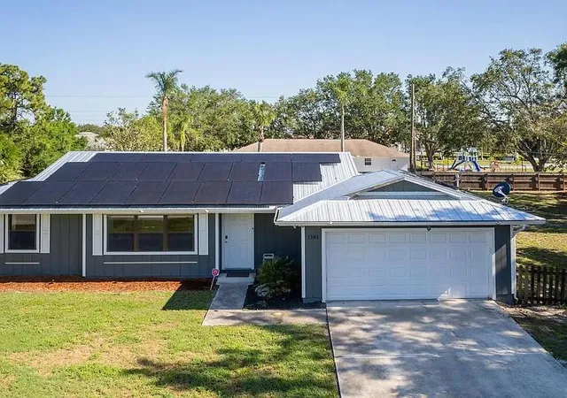 Homes for sale in Port St Lucie, FL | 1181 Sw Goodman Ave, Port St Lucie, FL 34953 | MLS# F10511709