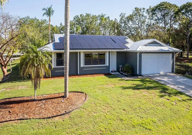 Homes for sale in Port St Lucie, FL | 1181 Sw Goodman Ave, Port St Lucie, FL 34953 | MLS# F10511709