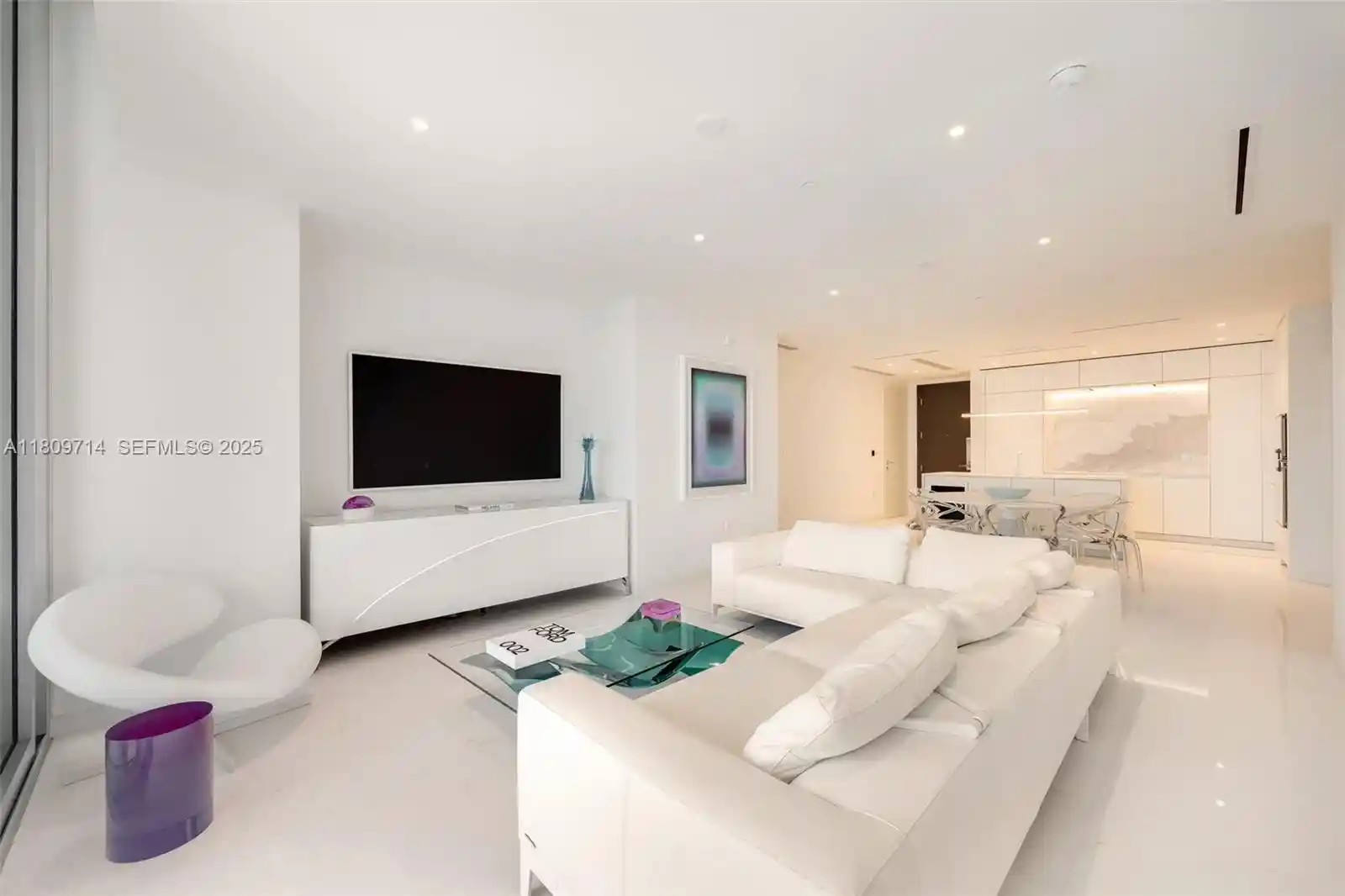 Photo 1 of Condo for sale at 300 Biscayne Blvd Way #5205W, Miami, FL 33131 | MLS# A11809714 | Listing updated on 2026-10-27