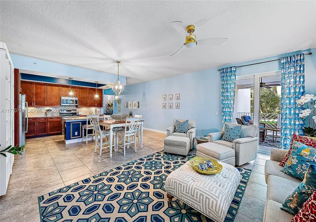 Homes for sale in Juno Beach, FL | 1015 S Bay Colony Dr, Juno Beach, FL 33408