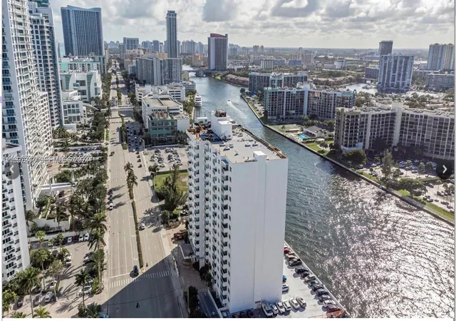 Homes for sale in Hollywood, FL | 3000 S Ocean Dr #1012, Hollywood, FL 33019 | MLS# A11697347