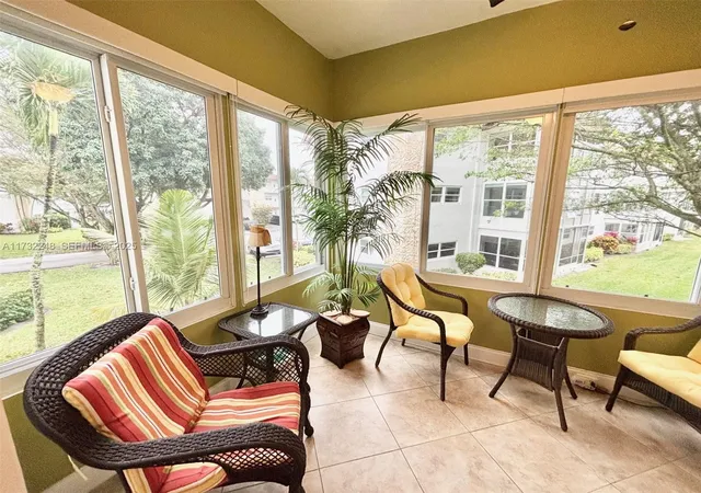 2nd image of 4806 Nw 36th St #501, Lauderdale Lakes, FL 33319 | MLS# A11732248
