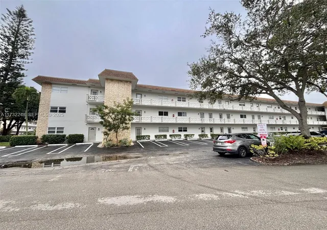 49th image of 4806 Nw 36th St #501, Lauderdale Lakes, FL 33319 | MLS# A11732248