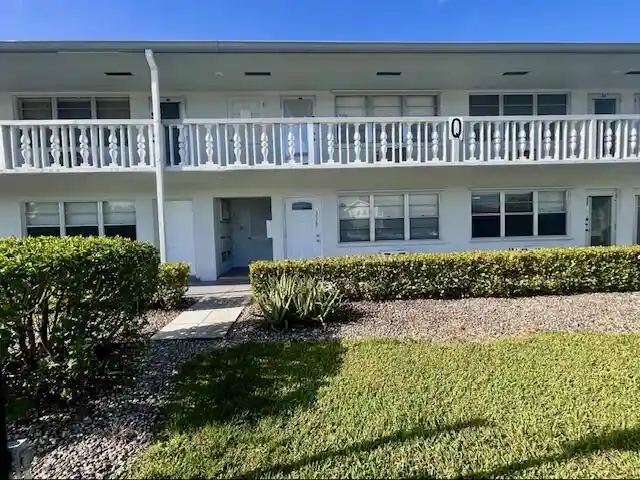 Photo 1 of Condo for sale at 336 Northampton Q, West Palm Beach, FL 33417 | MLS# R11109631 | Listing updated on 2026-09-23