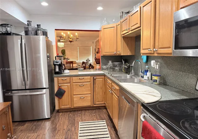 2nd image of 215 Se 3rd Ave #102C, Hallandale Beach, FL 33009 | MLS# A11846585