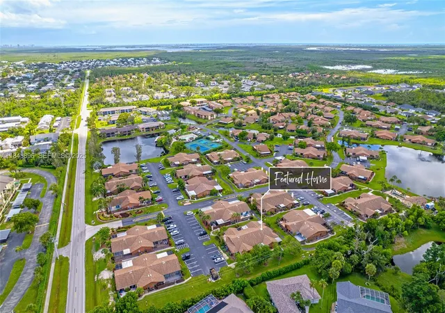 Homes for sale in Fort Myers, FL | 6322 Royal Woods Dr, Fort Myers, FL 33908 | MLS# A11845896