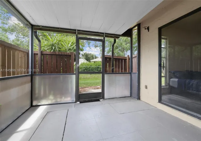 Homes for sale in Fort Myers, FL | 6322 Royal Woods Dr, Fort Myers, FL 33908 | MLS# A11845896