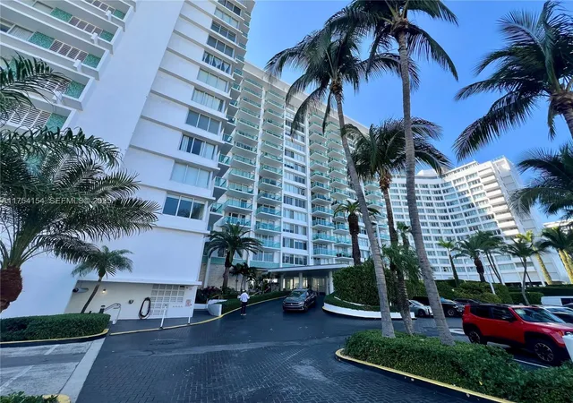 1st image of 1000 West Ave #908, Miami Beach, FL 33139 | MLS# A11754154