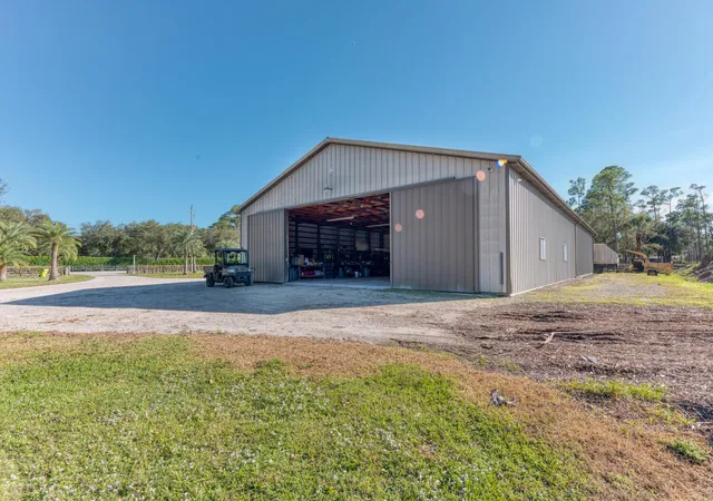 4th image of 13528 N 6Th Ct N, Loxahatchee, FL 33470 | MLS# R11061694