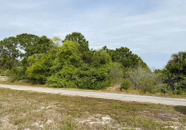 2nd image of 17755 Fox Trail Ln, Loxahatchee, FL 33470 | MLS# R11054132