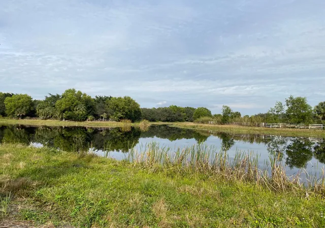 4th image of 17755 Fox Trail Ln, Loxahatchee, FL 33470 | MLS# R11054132