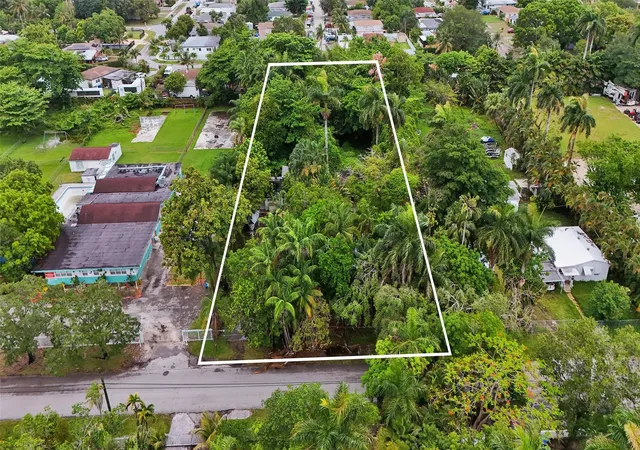 1st image of 453 Ne 154th St, Miami, FL 33162 | MLS# F10518974