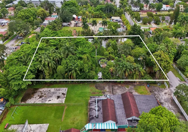 4th image of 453 Ne 154Th St, Miami, FL 33162 | MLS# F10518974