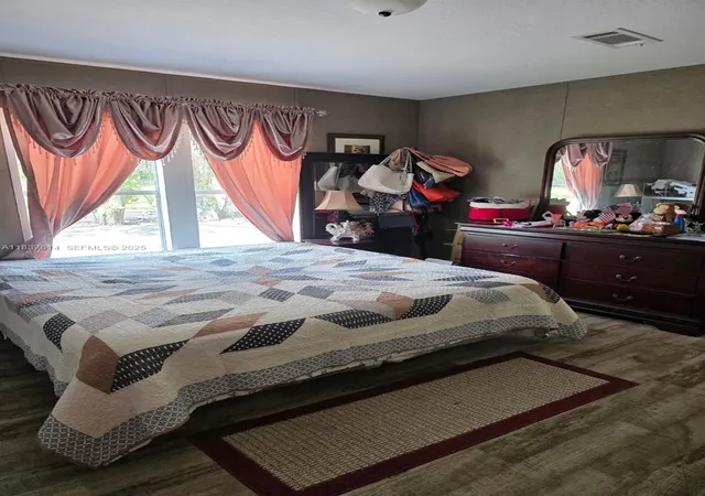5th image of 648 Avenida Del Sur, Clewiston, FL 33440 | MLS# A11837814