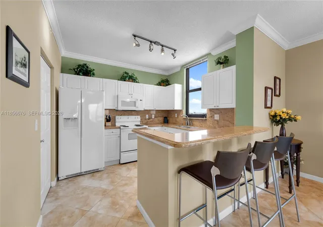 Homes for sale in West Palm Beach, FL | 651 Okeechobee Blvd #1002, West Palm Beach, FL 33401 | MLS# A11856676