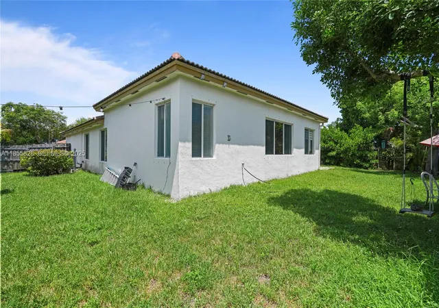 Homes for sale in Cutler Bay, FL | 9506 Sw 220th Ln, Cutler Bay, FL 33190 | MLS# A11855828