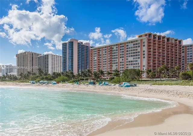 1st image of 2899 Collins Ave #1420, Miami Beach, FL 33140 | MLS# A11856475