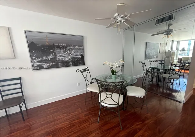 4th image of 2899 Collins Ave #1420, Miami Beach, FL 33140 | MLS# A11856475