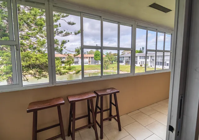 28th image of 120 Northampton #F, West Palm Beach, FL 33417 | MLS# R11064537