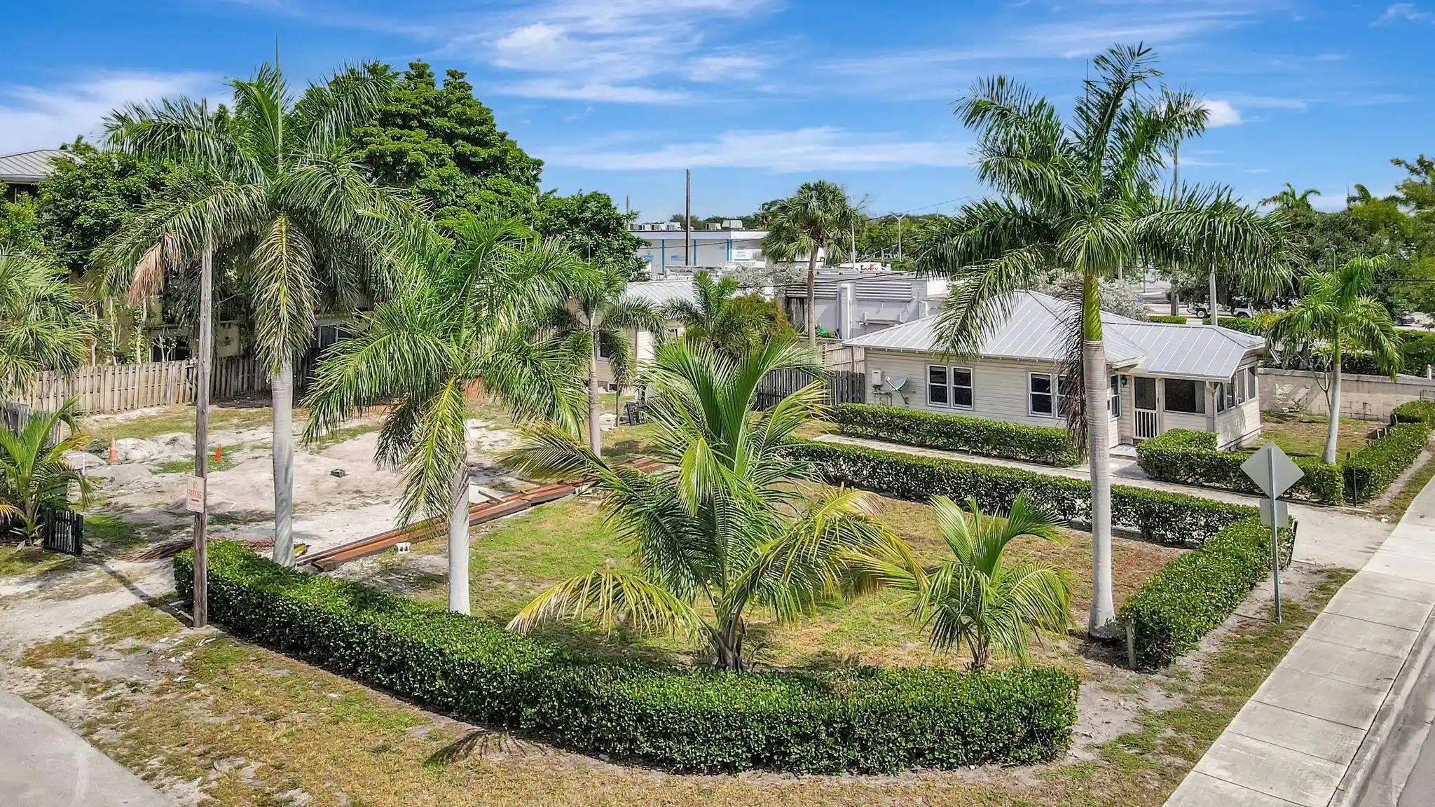 Multi family home for sale at 11 Sw 11Th Ave, Fort Lauderdale, FL 33312 | MLS# F10519002