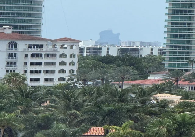 3rd image of 19201 Collins Ave #717, Sunny Isles Beach, FL 33160 | MLS# A11832790