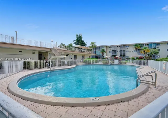 Homes for sale in Miami, FL | 1355 Ne 167th St #302, Miami, FL 33162 | MLS# A11791809